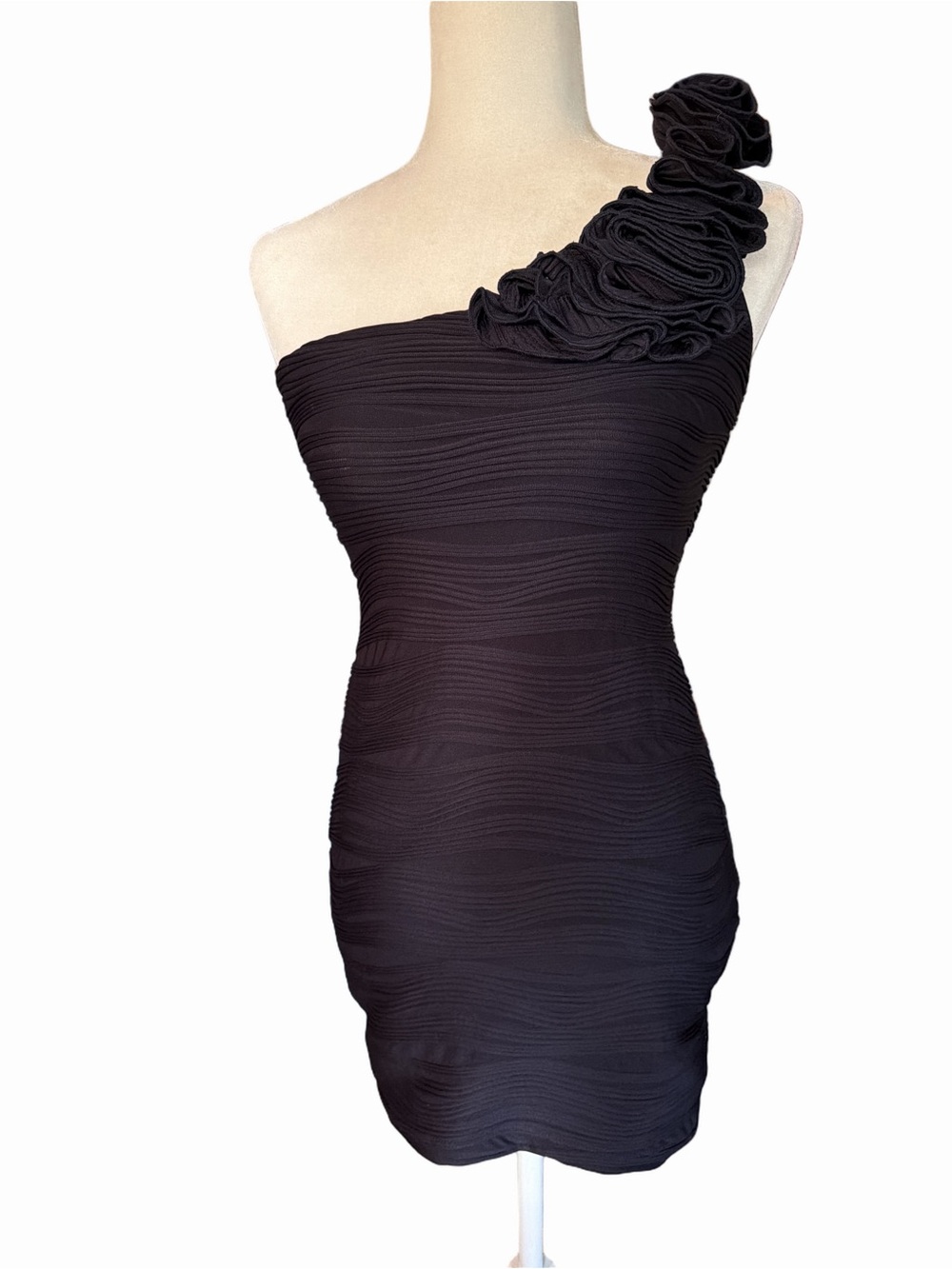 Jodi Kristopher Black One-Shoulder Ruffle-Shoulder Cocktail Dress